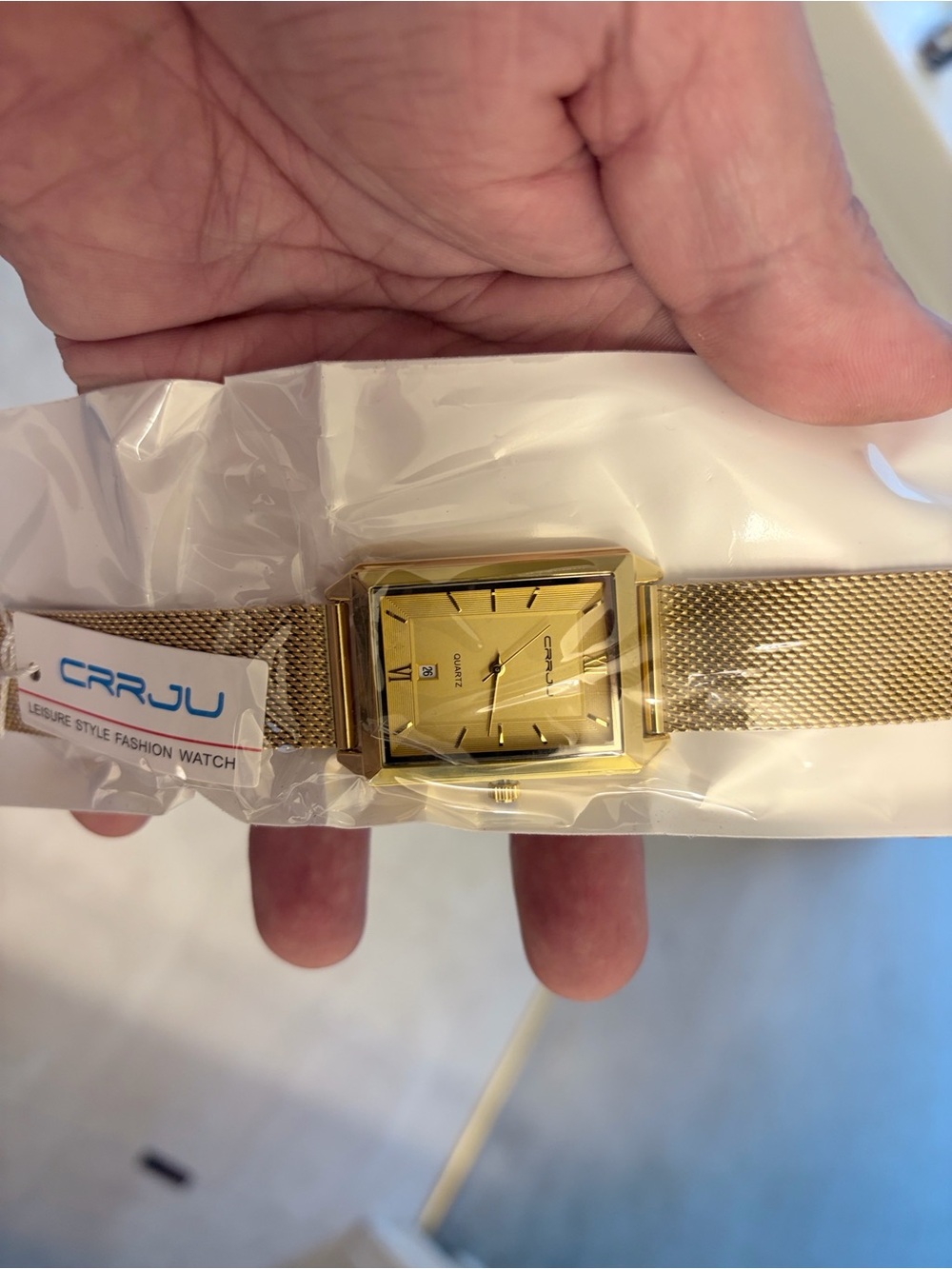 Cariuma Gold-Tone Mesh Bracelet Watch